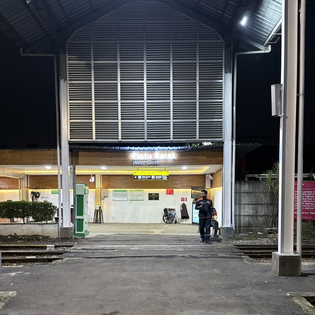 hattafay_'s tweet photo. Alhamdulillah
Rezeki anak metal
Niscaya

PJKA PP YK-PWKTO
Go Show
Taksaka

Nyaman ✅
Bersahaja ✅
Berwibawa ✅
Bersahabat ✅

Terimakasih KAI Indonesia 🚊 https://t.co/FV2kJt4NbC