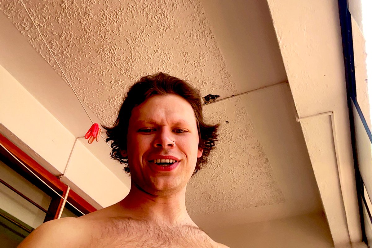 rizz la schneef tweet media