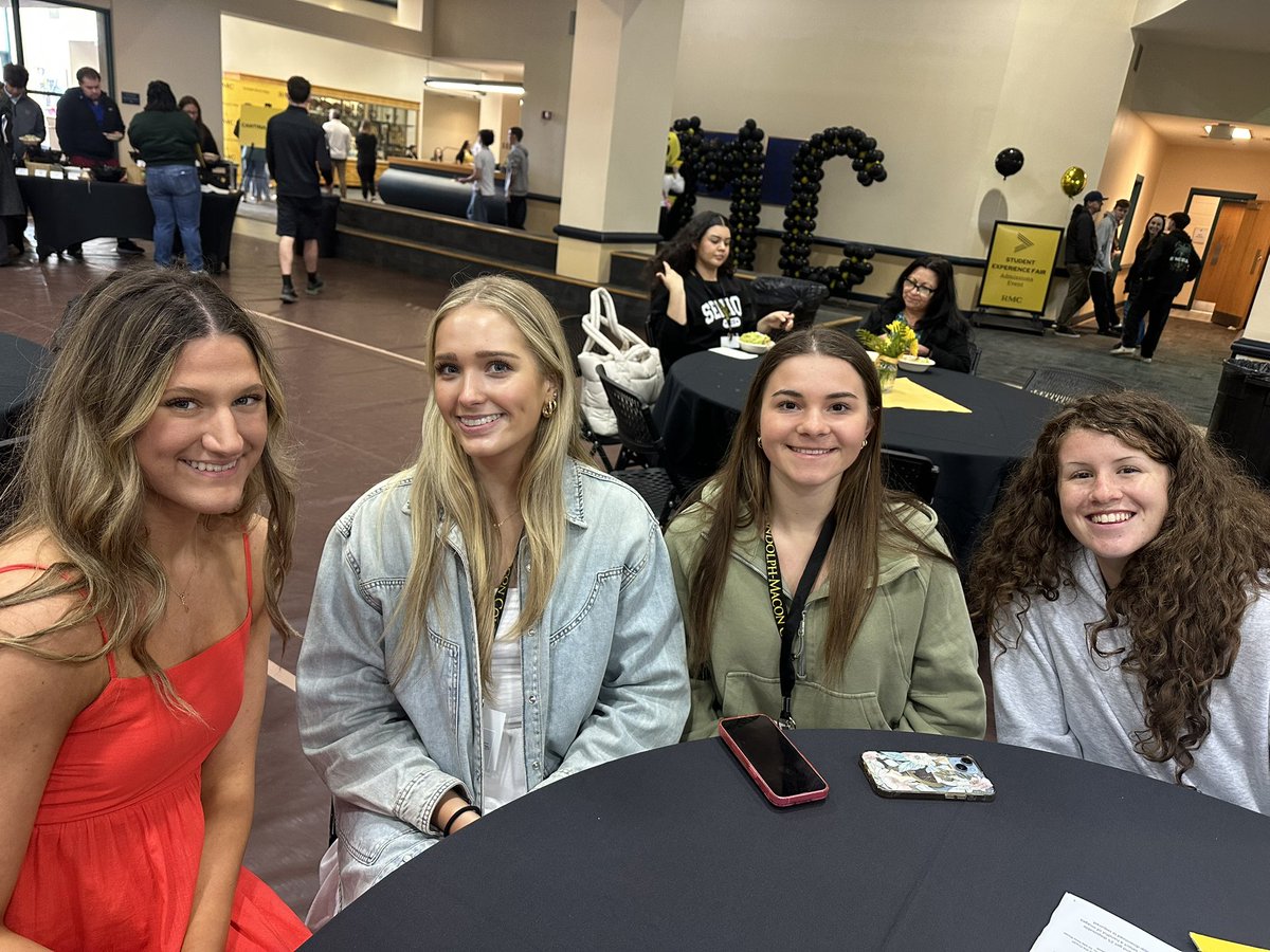 AtrainAlyssa's tweet photo. Admitted Students Day at Randolph Macon! So excited to get on campus in August! https://t.co/QpM8dkkVfM