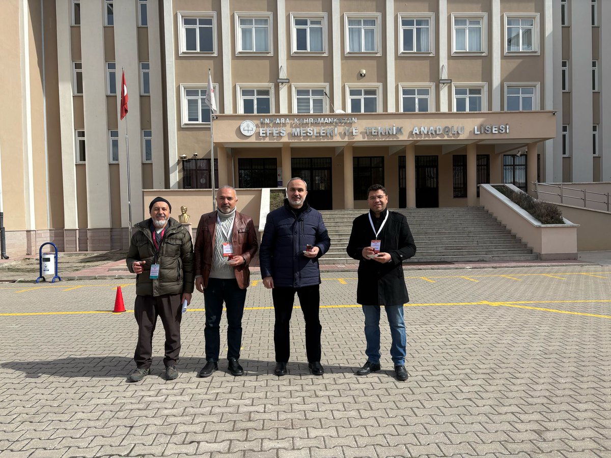 Bakanlığımız Özel Öğretim Kurumları Genel Müdürlüğü Denetim ve Hukuk Daire Başkanı İsmail HACIHASANOĞLU, ilçemizi ziyaret etti. Motorlu Taşıt Sürücü Kursları (MTSK) uygulamalı sınavı yerinde takip eden İsmail HACIHASANOĞLU, sınav güzergâhında da incelemelerde bulundu.