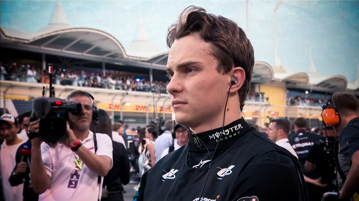 SimonJRiley's tweet photo. @OscarPiastri 1st corner thoughts, possibly. Mega win! Congrats! https://t.co/Ak9kzVUyaF