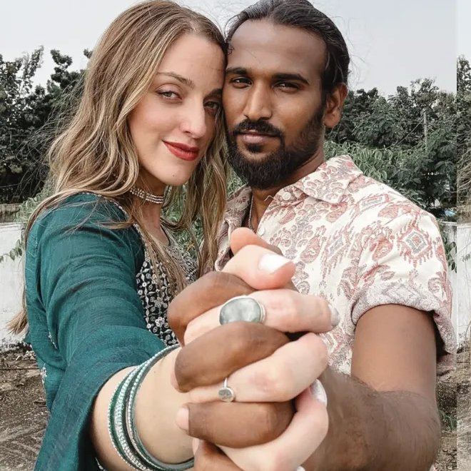 prawasitv's tweet photo. Jaclyn Forero a Texas girl flew for his love to Nellore, Andhra Pradesh. They met on Instagram and getting married soon.
#lovecouple #jaclyn #forero #chandan