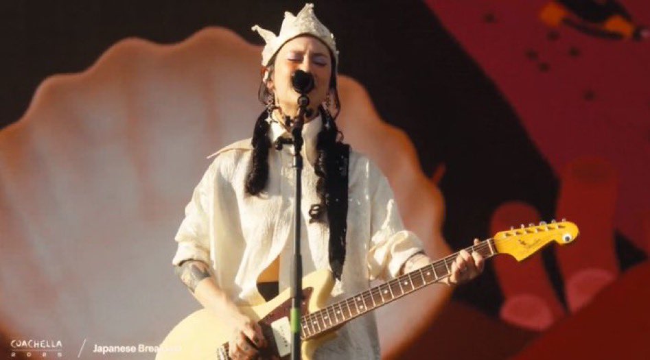 kat (@katmagiks) on Twitter photo Coachella weekend 1 🌊🐚Thank you <a href="/Jbrekkie/">Japanese Breakfast</a> for having me set / lighting design for you!!! - visuals by <a href="/ShedworksGreg/">Gregorios Kythreotis</a> Coachella weekend 1 🌊🐚Thank you <a href="/Jbrekkie/">Japanese Breakfast</a> for having me set / lighting design for you!!! - visuals by <a href="/ShedworksGreg/">Gregorios Kythreotis</a>