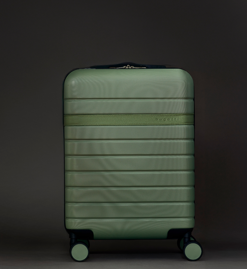 bugattigrp's tweet image. The Bugatti Lisbon set ensures your belongings are protected, trip after trip. 🔒✈️
-
Le set Bugatti Lisbon garantit la protection de vos effets personnels, voyage après voyage. 🔒✈️

#bugatticollections #bugattibags #travelsmart #durableluggage #stressfreetravel #travelgear…