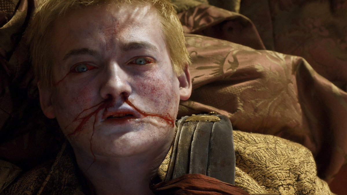 universo_got's tweet photo. 11 anos atrás, Joffrey Baratheon era envenenado em seu casamento no episódio ‘The Lion and the Rose’ 👑🍷 https://t.co/U1yubh3KWL