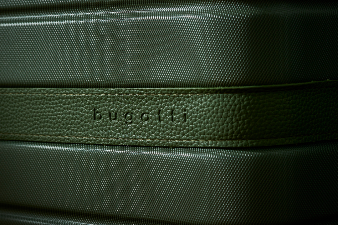bugattigrp's tweet image. The Bugatti Lisbon set ensures your belongings are protected, trip after trip. 🔒✈️
-
Le set Bugatti Lisbon garantit la protection de vos effets personnels, voyage après voyage. 🔒✈️

#bugatticollections #bugattibags #travelsmart #durableluggage #stressfreetravel #travelgear…