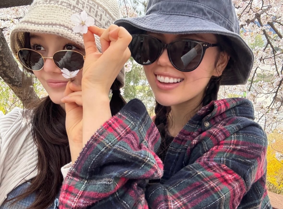 📸 | Atualização da Olivia com a Danielle no Instagram.

#NJZ #DANIELLE #다니엘 <a href="/NJZ_official/">NJZ</a>