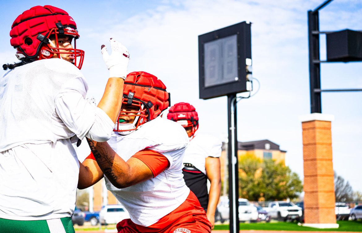 NewPjay's tweet photo. Spring ball ✅ https://t.co/9dfrchq3zn