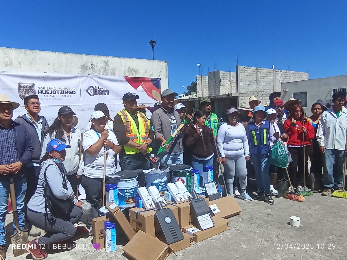 ForoCondominal's tweet image. ⚒️🚧👷🏻✅️🌳 El día 12 de abril del año en curso, se llevó a cabo la faena comunitaria en el Fraccionamiento Arcos del Alba, una labor en equipo entre el H. Ayuntamiento de Huejotzingo y vecinos del desarrollo habitacional. 

Cuidemos Arcos del Alba.🚧⚒️👷🏻✅️🌳👏🏽👏🏽