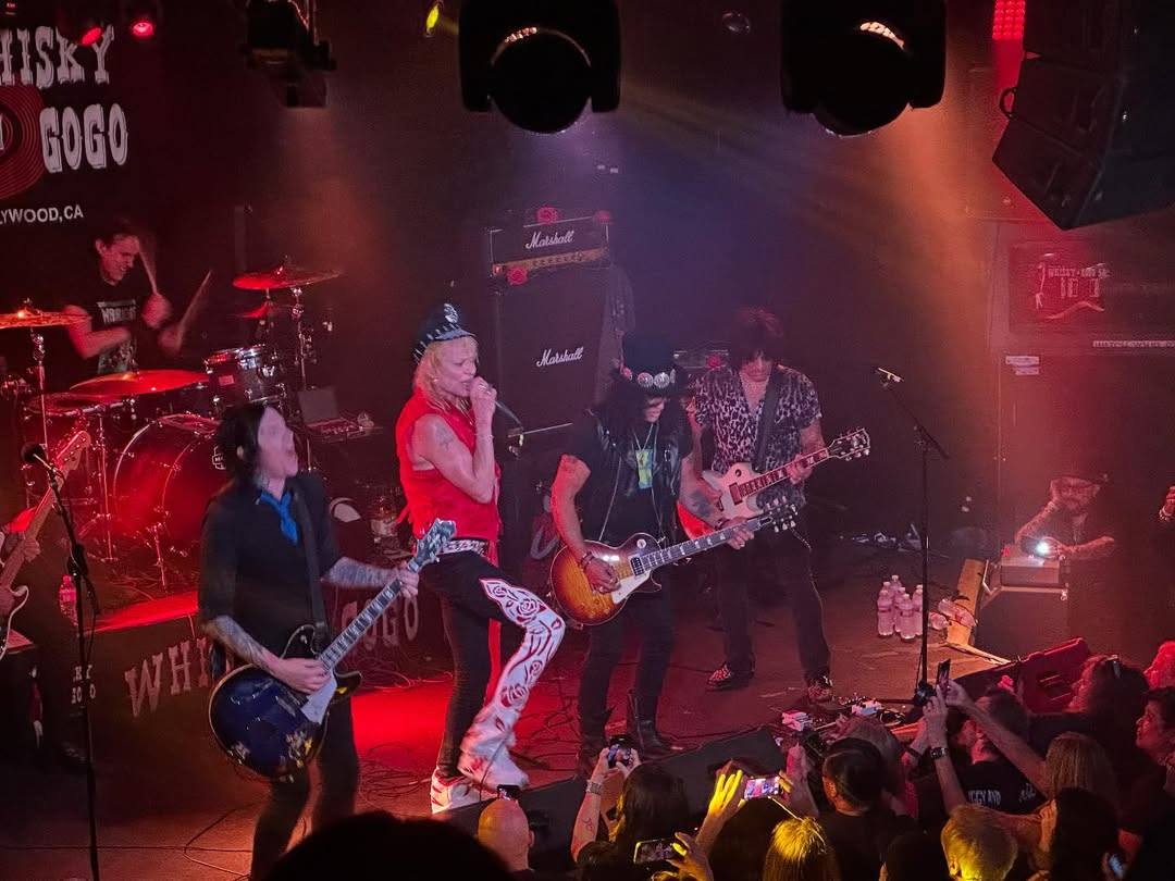 Slash Army Austria π¦πΉ (@slasharmyaut) on Twitter photo Some photos from yesterday, when <a href="/Slash/">Slash</a> played with <a href="/michaelmonroe/">Michael Monroe</a> (and conspirator buddy <a href="/todddammitkerns/">Todd Dammit Kerns</a> ) in <a href="/TheWhiskyAGoGo/">Whisky A Go-Go</a> ππβοΈπ€π©πΈ
Photos: <a href="/deljamesgang/">del james</a>
#slash #michaelmonroe #whiskyagogo #losangeles #deljames Some photos from yesterday, when <a href="/Slash/">Slash</a> played with <a href="/michaelmonroe/">Michael Monroe</a> (and conspirator buddy <a href="/todddammitkerns/">Todd Dammit Kerns</a> ) in <a href="/TheWhiskyAGoGo/">Whisky A Go-Go</a> ππβοΈπ€π©πΈ
Photos: <a href="/deljamesgang/">del james</a>
#slash #michaelmonroe #whiskyagogo #losangeles #deljames