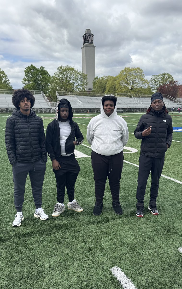 Zach Edmunds (@coachzedmunds) on Twitter photo Huge Shoutout to <a href="/VUU_Football/">Virginia Union Univ Football 🏈</a> for having us on campus yesterday for their Spring Game! #onepack 🔵🐺🔴 Huge Shoutout to <a href="/VUU_Football/">Virginia Union Univ Football 🏈</a> for having us on campus yesterday for their Spring Game! #onepack 🔵🐺🔴