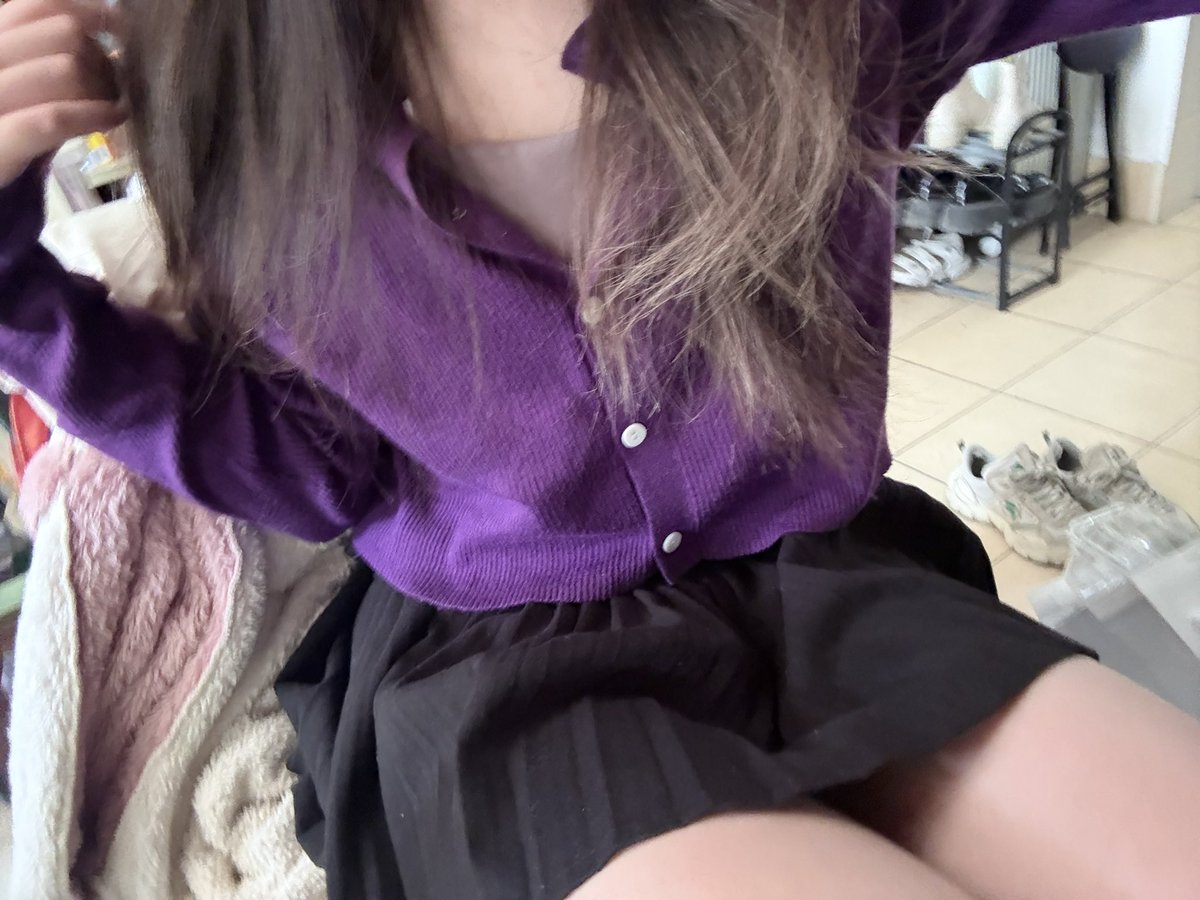 福利姬咕噜噜分享的黄推图片2 - 网红私拍内容