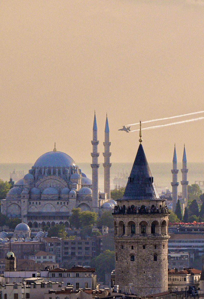 Galata Tower and Süleymaniye Mosque, Istanbul.