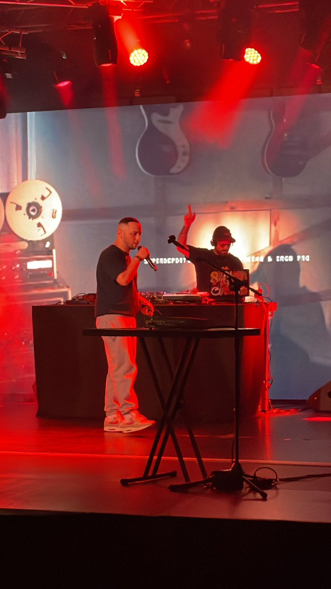 VALENCIA, esta noche. <a href="/DanoZiontifik/">NUEVOS TRAPOS</a> &amp; Dj Swet. Si estás por la zona, come thru!!! Palau Alameda. 🚀❤️‍🔥🍾