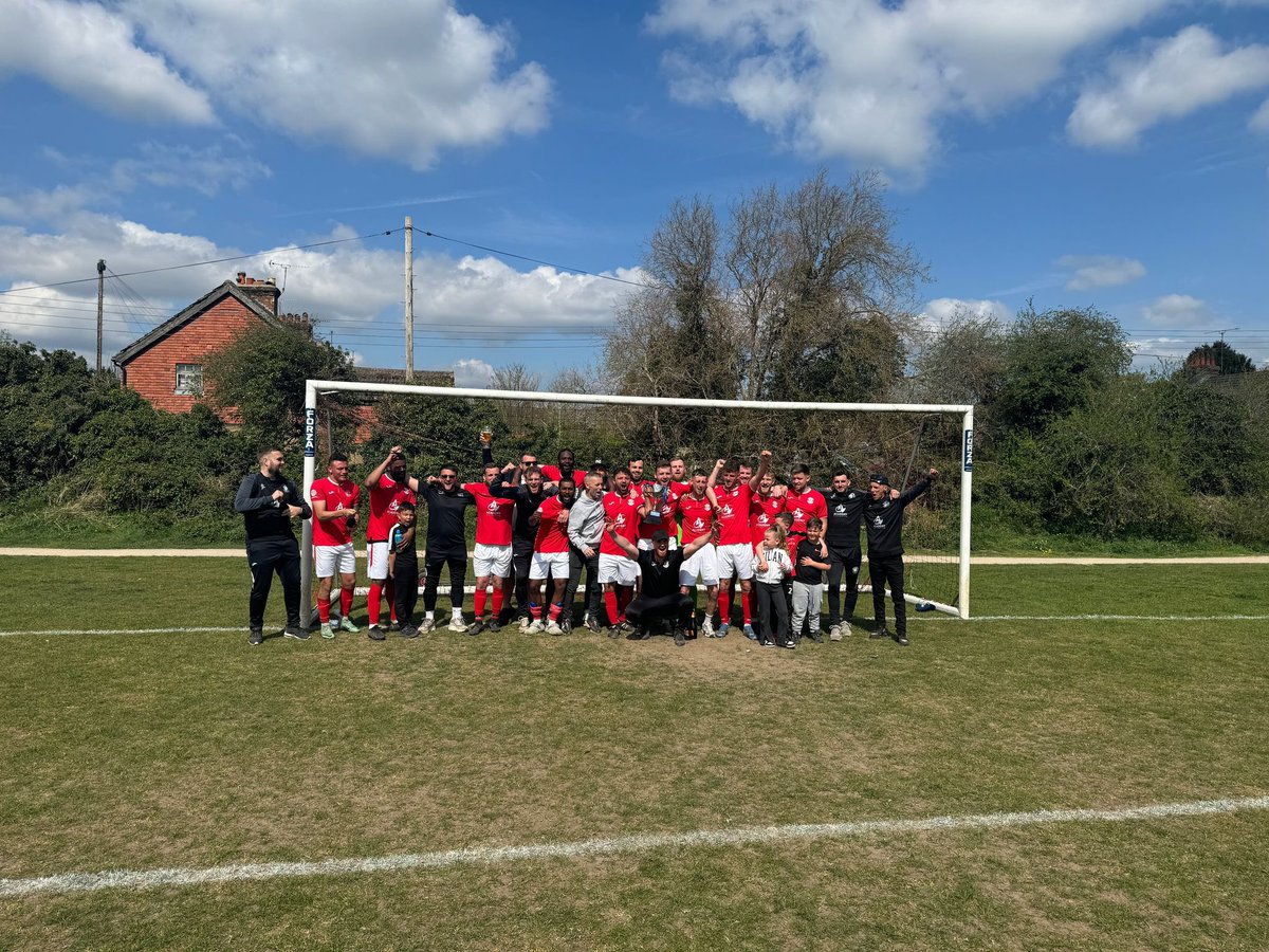 Westerham Sundays FC (@westerhamsfc) on Twitter photo Best of the best in div 1, 3-1 winners against <a href="/HatchamFC/">Hatcham FC</a> who brought out the big guns today, 2 more games for an unbeaten league season (potentially 16 games 16 wins)
Goals
<a href="/DanielM09860158/">Daniel Mcgoldrick</a> ⚽️
Harvey Morton ⚽️
Matt Bellevue ⚽️
Celebration time 🐺🍻🏆 Best of the best in div 1, 3-1 winners against <a href="/HatchamFC/">Hatcham FC</a> who brought out the big guns today, 2 more games for an unbeaten league season (potentially 16 games 16 wins)
Goals
<a href="/DanielM09860158/">Daniel Mcgoldrick</a> ⚽️
Harvey Morton ⚽️
Matt Bellevue ⚽️
Celebration time 🐺🍻🏆