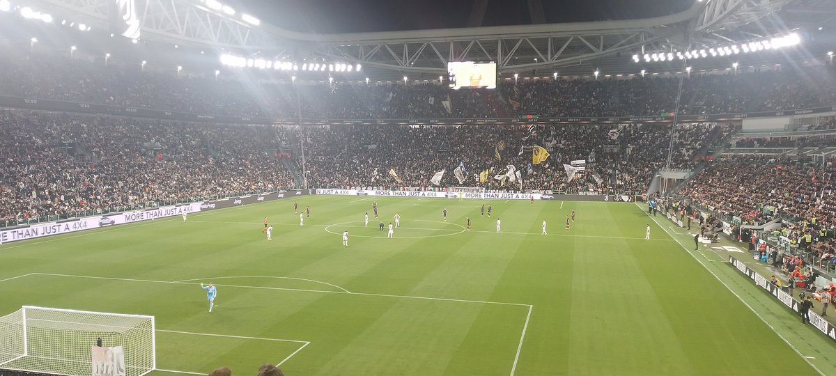 MatousKrecl's tweet photo. Kvalitně strávený víkend v Itálii 🤩

Sobota:
Juventus FC - US Lecce 

Neděle:
Hellas Verona FC - Genoa CFC 

@DestinaceFotbal 

#groundhopping https://t.co/S0DdhHhGr5