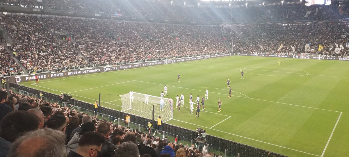 MatousKrecl's tweet photo. Kvalitně strávený víkend v Itálii 🤩

Sobota:
Juventus FC - US Lecce 

Neděle:
Hellas Verona FC - Genoa CFC 

@DestinaceFotbal 

#groundhopping https://t.co/S0DdhHhGr5