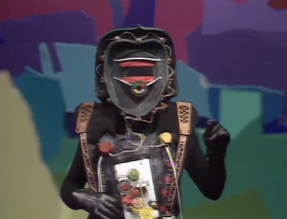 CuriousUkTelly's tweet photo. New article is Bursts of Gaelic Madness: Mag is Mog and Bzzz https://t.co/VdCz5tDIrd which looks at two Scottish Gaelic children's programmes from the early 1980s which rank among the strangest things I've ever watched. https://t.co/Q2Bl4sXaDR