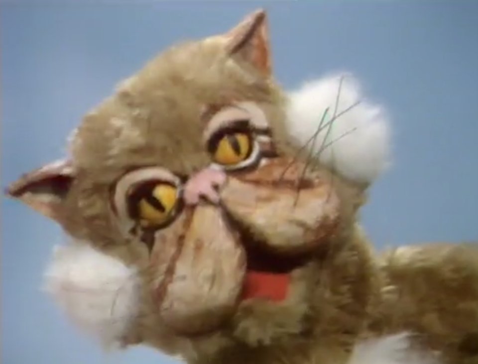 CuriousUkTelly's tweet photo. New article is Bursts of Gaelic Madness: Mag is Mog and Bzzz https://t.co/VdCz5tDIrd which looks at two Scottish Gaelic children's programmes from the early 1980s which rank among the strangest things I've ever watched. https://t.co/Q2Bl4sXaDR