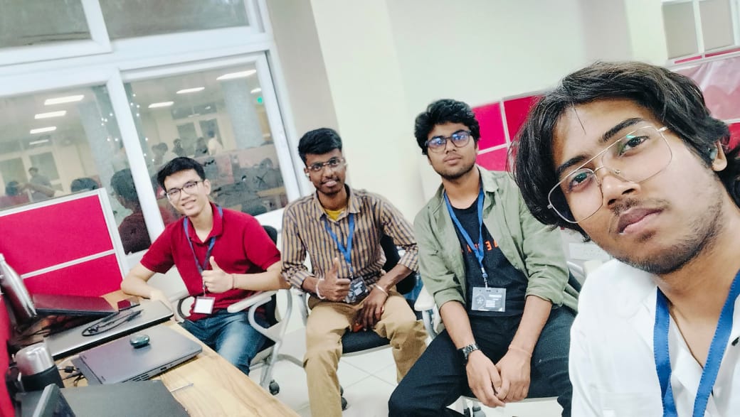 Rajan_patel15's tweet photo. HackBots @ HackMol 6.0 — 36 Hours of Chaos, Code &amp; heavy eyes ☕💻⚡”
From debugging at 3AM, from snacks to endorphin rushes—HackMol 6.0 at NIT Jalandhar was a ride we won’t forget.🚀
#HackMol6 #HackBots #HackathonStories #MadeAtHackMol #NITJ #BuildBreakRepeat #HackLife https://t.co/kwwOjQFMip