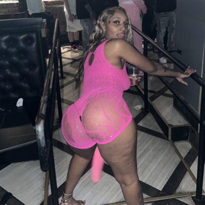 TheRealStaicySativa tweet media