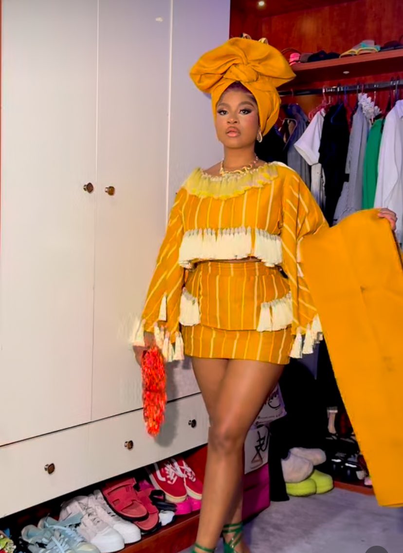 phynation_'s tweet photo. PHYNA is out for the premiere of OWAMBE THIEVES 

she featured in this blockbuster as OMO BLINGS

#phabulous28edition 
#NotInsaneChallenge 
#Phyna https://t.co/JENM0rTlgP