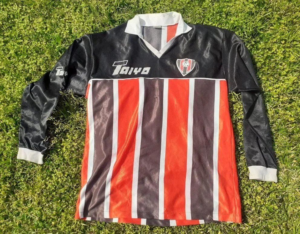 Losas le sacó el puesto a Bologna y ni jugó. tweet media