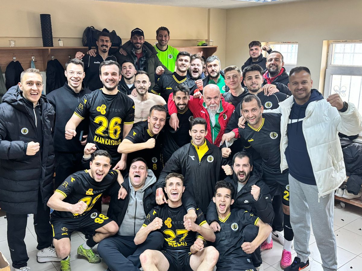 Teşekkürler ,
<a href="/Eskisehirspor/">Eskişehirspor</a>  ⚡🖤♥️⚡
@2eylulsk ⚡🖤💛⚡
