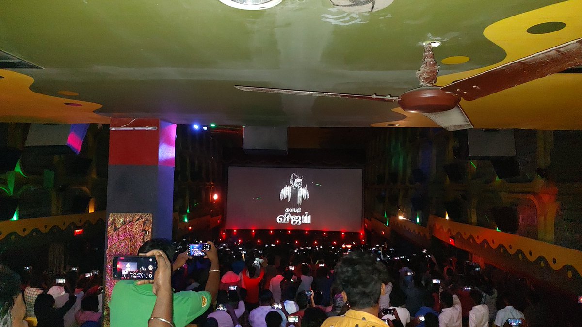 VigneshTheGOAT's tweet photo. Sweet memories of Beast Celebration 🎉
#3YearsofBeast https://t.co/Wn9D6sLLtU