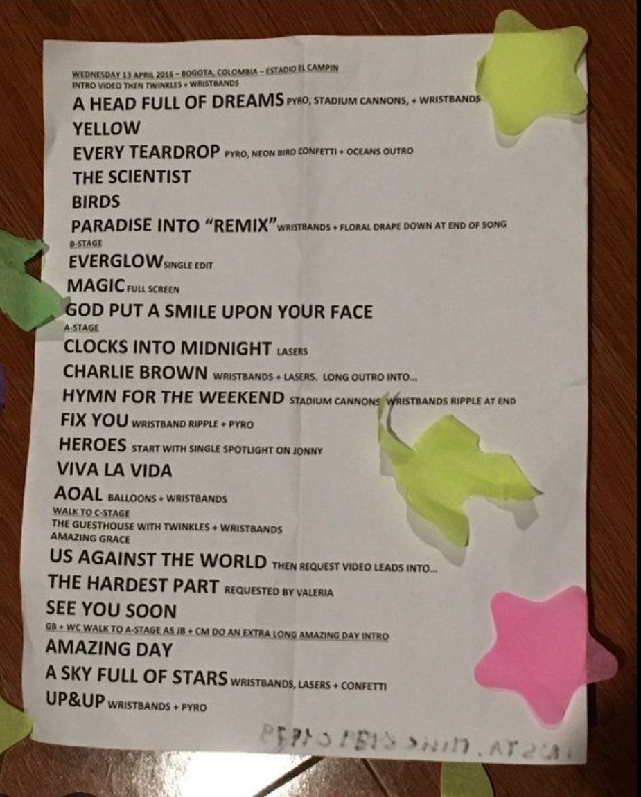 ColdplayColombi tweet picture