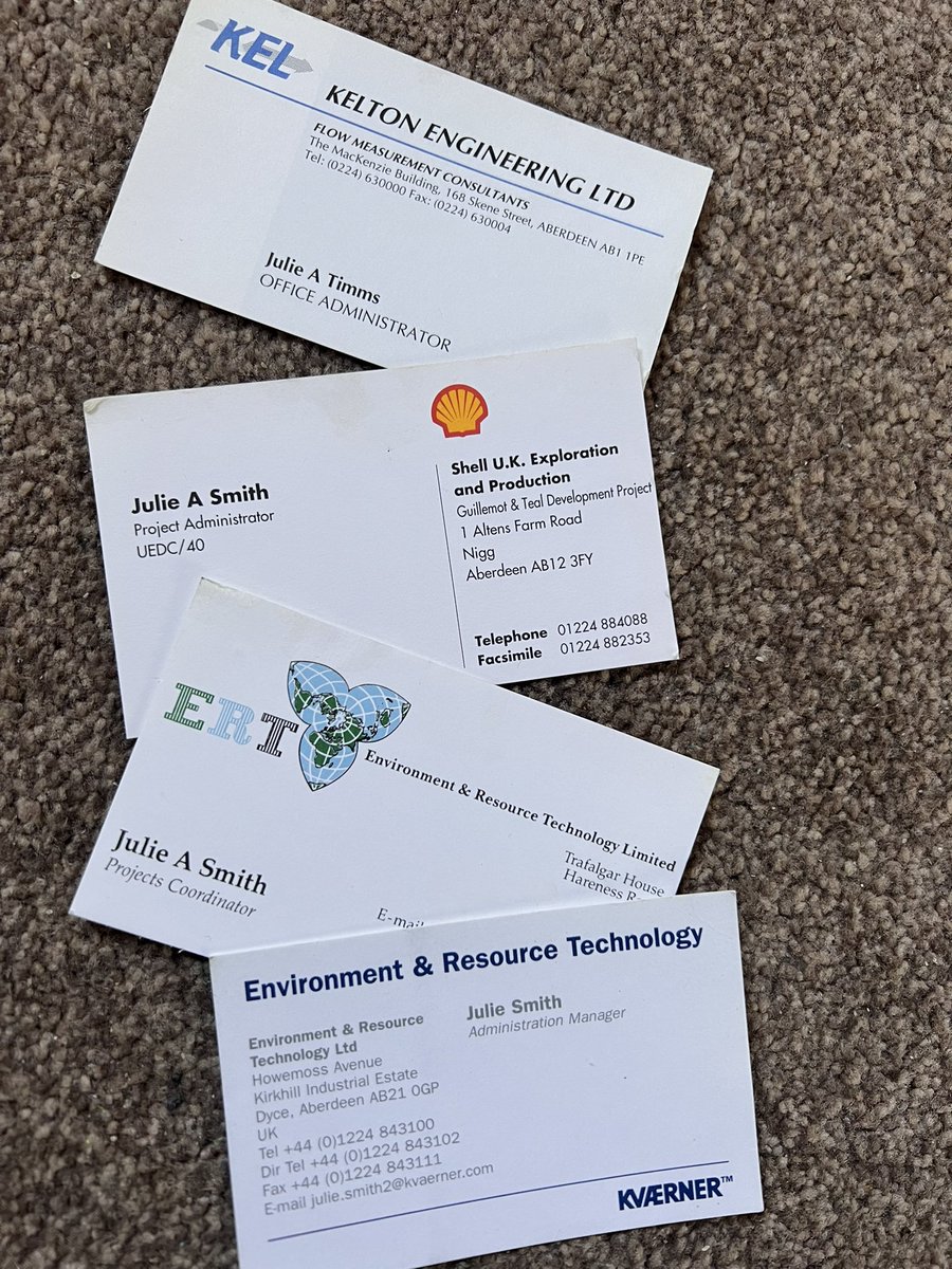 SmithJools's tweet image. Having a clear out and came across some of my old business cards. #goodtimeswithgoodpeople #nostalgicmemories