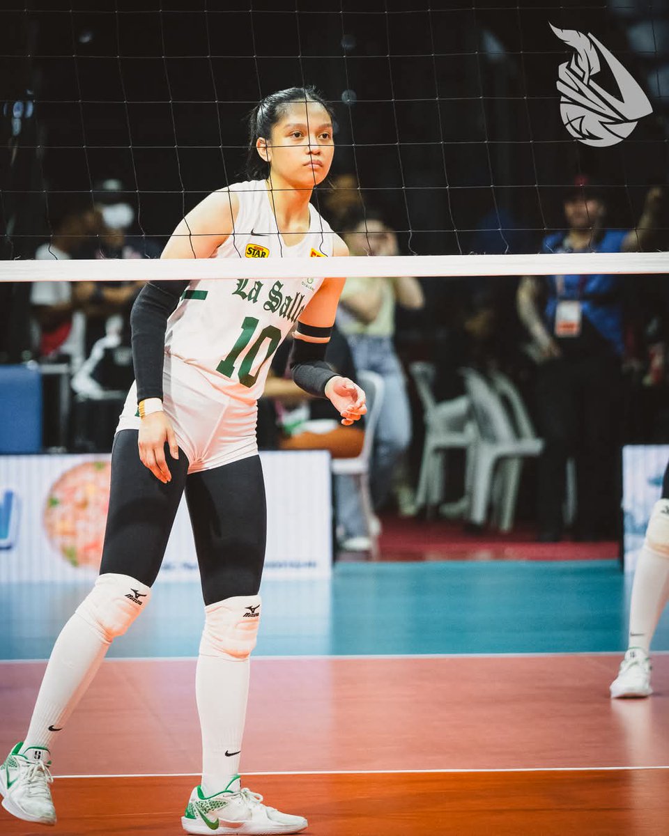 dlsu_reyesmkl's tweet photo. To Mikole,

I know many people have doubted you as the setter of La Salle, but I want you to remember this—there’s someone out here who truly believes in you. I believe in your potential, in your vision, in the way you move on that court.

(Photo not Mine) https://t.co/Rt6GsVYTEU