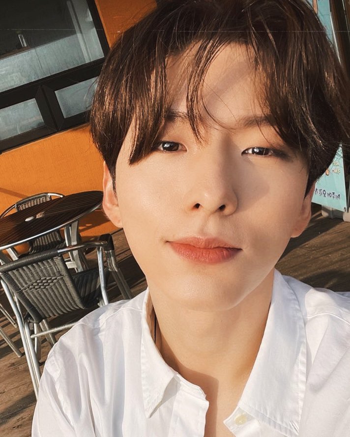 monhypenx's tweet image. ⛓️🖤☠️⛓️‍💥  and 🌼🌅💛✨ or whatever 
#monbebeselcaday #mbbsd