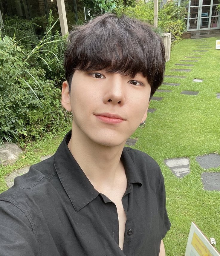 blueshowki's tweet image. my first mbbsd let’s goooo 🫶
#monbebeselcaday #mbbsd