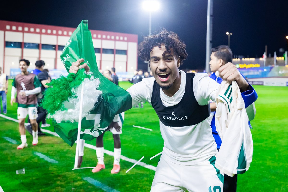 SaudiNT's tweet photo. 😍📸 .
#معاك_يالأخضر | #AFCU17 https://t.co/kAILMJ1cHH