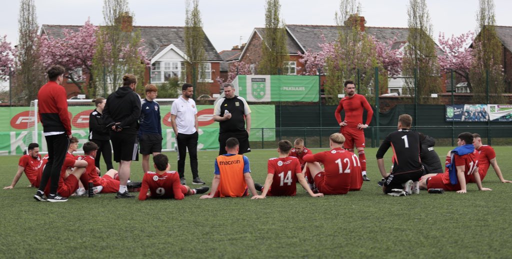 Squires Gate FC tweet media