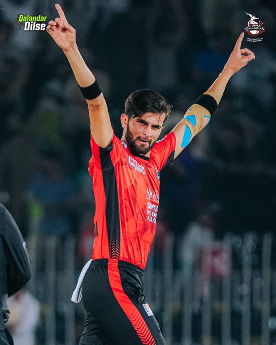 KRK v LHQ: Shaheen Opt to Bat 