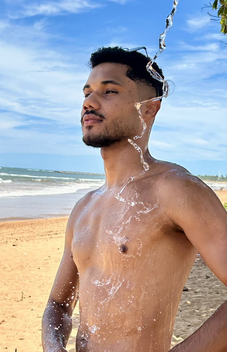 euhebert_'s tweet photo. ☀️🌊⛱️ https://t.co/D9mOF0pBkW