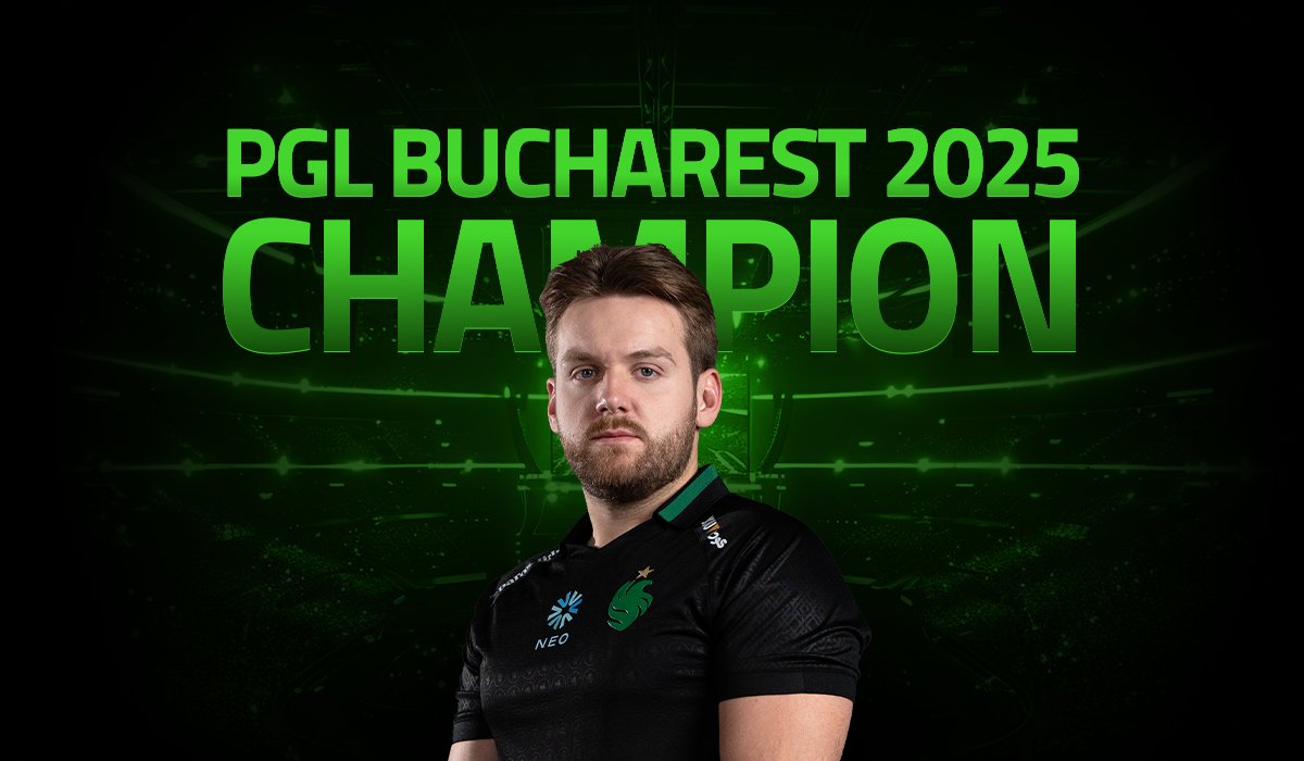 TeamRazer's tweet photo. HE'S DONE IT!
NiKo takes his first tournament W with #TeamRazer. Congratulations to him and @FalconsEsport on becoming the PGL Bucharest 2025 Champions! https://t.co/Zt54Senjlv