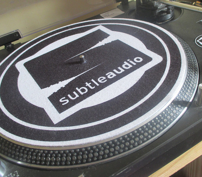 The Subtle Audio Show will be live tonight from 8-10pm (Ireland / UK time) via jungletrain.net #DnB #Jungle #Drumfunk from the likes of Opius, K3Bee, Peeb, Rhythm Tek, Chalke, Tamen + Pod, unreleased Leon Mar from '96 and an (as yet) unreleased Sileni track from the 00's