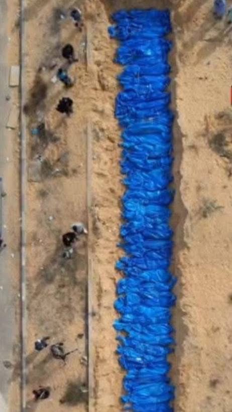 ehab_judeh's tweet image. The Germans were the last people to use mass graves on an industrial scale. Today, Zionist Jews are doing to the semitic Palestinians what the Nazis did to the european Jews.

#FreePalestine 🇵🇸🕊️

#EndIsraeliTerrorism
#EndIsraeliImpunity

‘#israel’ is an #antisemitic racist…