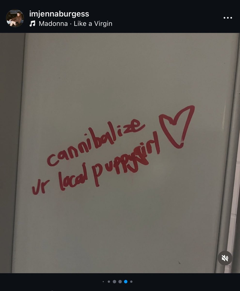 princessvadi's tweet photo. i cant believe melissa Puppygirl is real https://t.co/97FJmc86qX