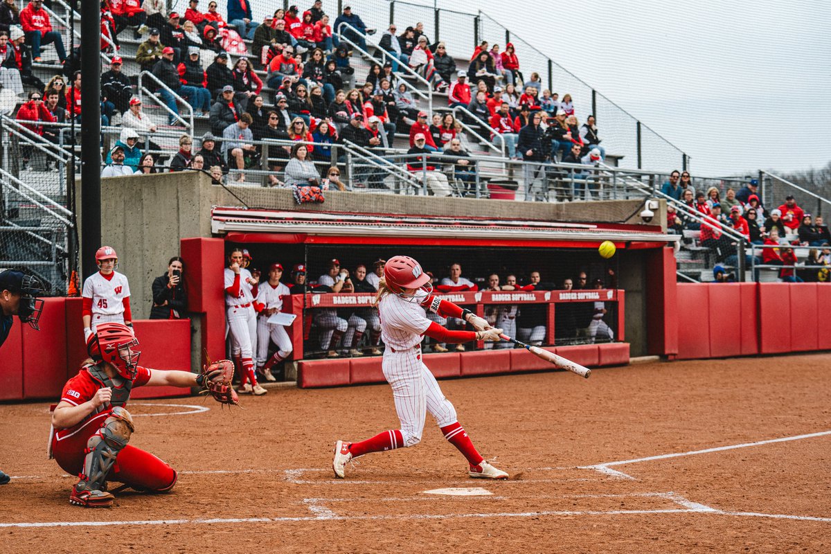 Wisconsin Softball tweet media
