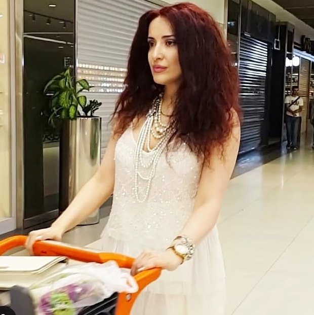 LEYLA203203's tweet photo. @Bayramov_Jeyhun @onduhungirehe Əziz Jeyhun Bayramov sizə İstanbuldan Ortaköy'den Dereboyu caddesi 6 daire 2den yazıram evdəyəm təsadüfən sizin rəsminizi gördük az öncə anamla sosyal medyada siz də Antalyada hal hazırda dəvam edən Diplomasi Forumu2025 #ADF2025 ziyarət etmisiz çox şad olduğ sizi çox Sevirik❤ https://t.co/wuzUX6n4Bl