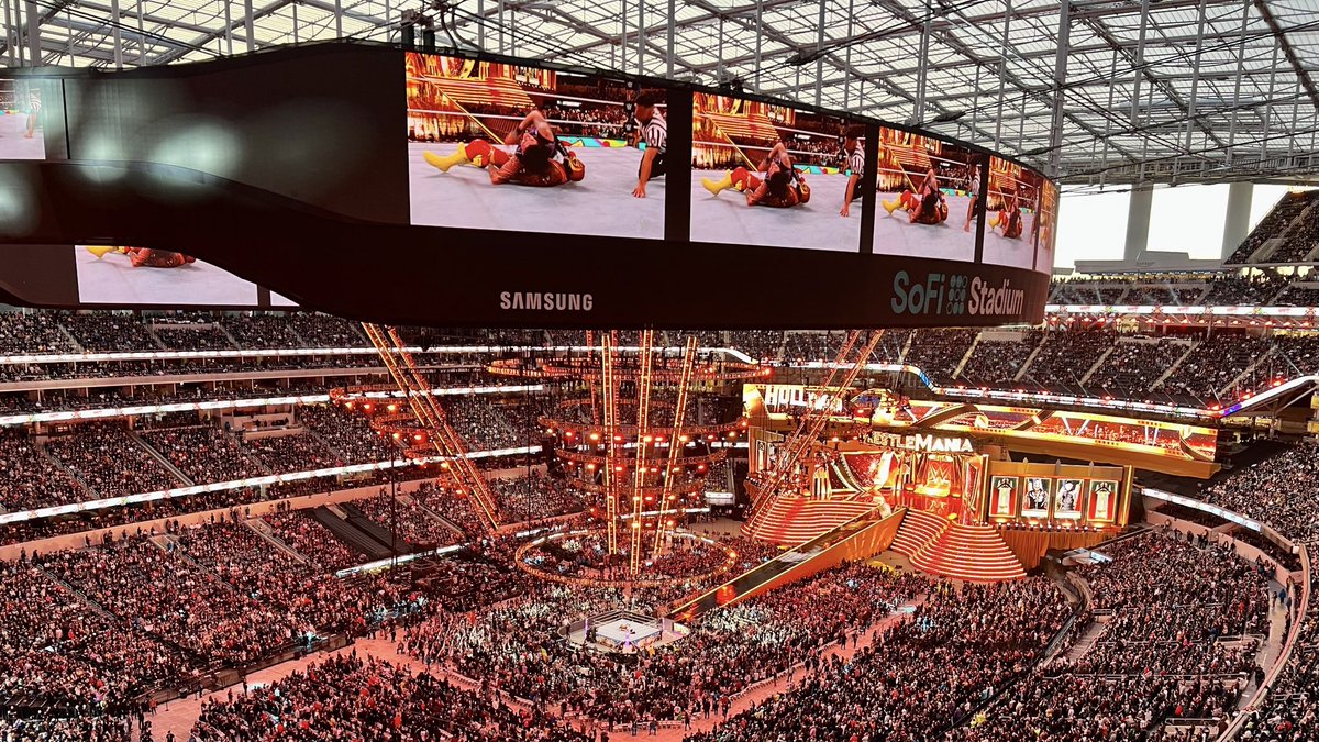 Friendly Wrestling tweet media