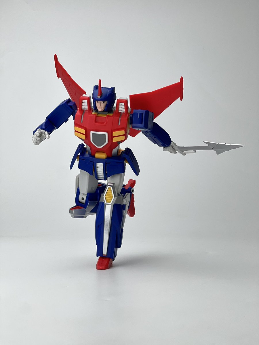 fans_hobby's tweet photo. MB-32 Full colour test shot - Armour ON mode (There will be still some additional spray paints details to be added in actual production)!
#fanshobby #thirdpartytransformers #mb32 https://t.co/uZxCScHfKg