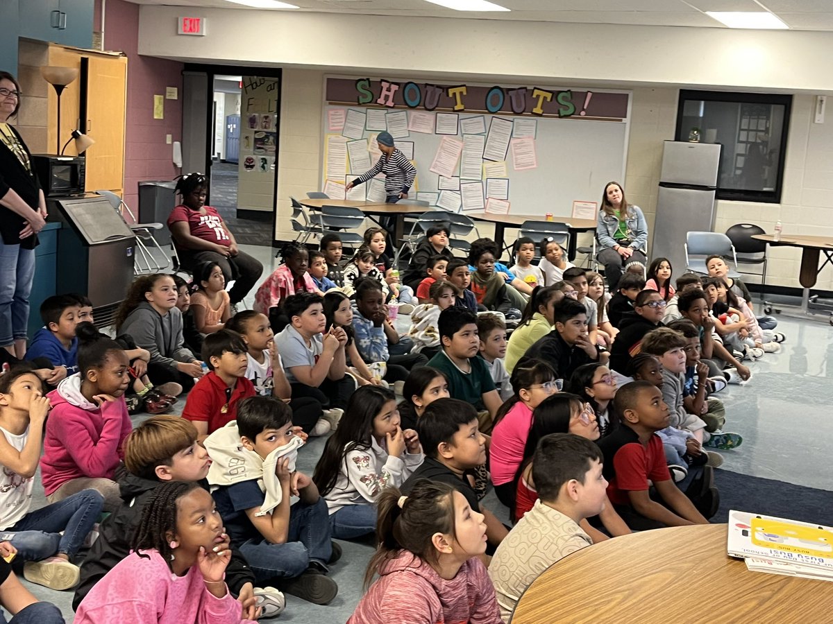 PeggyEverist tweet media