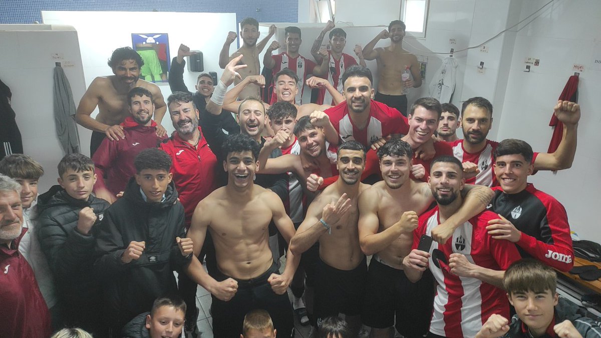 CD_Algar's tweet image. ¡SUENA LA MOROCHA EN LA CATEDRAL!

CD ALGAR 4-1 CIUDAD DE CALASPARRA 

¡4 FINALES POR DELANTE!
¡HASTA EL FINAL VAMOS ALGAR!