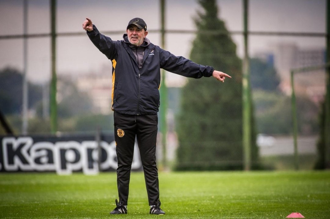 KamoheloTower's tweet image. Coach Thank you very much, now we going to Continental Football and to the finals🙌🏿❤️.