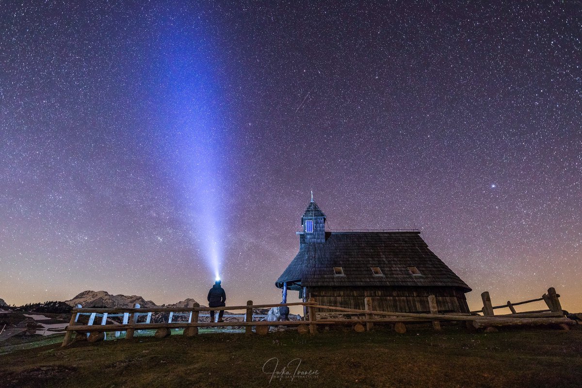 🌸❄️☀️ Velika planina – not just crocuses! ☀️❄️🌸

Yes, the spring crocuses are iconic – violet blooms pushing through melting snow. But Velika planina is stunning all year. <a href="/SloveniaInfo/">Feel Slovenia</a>